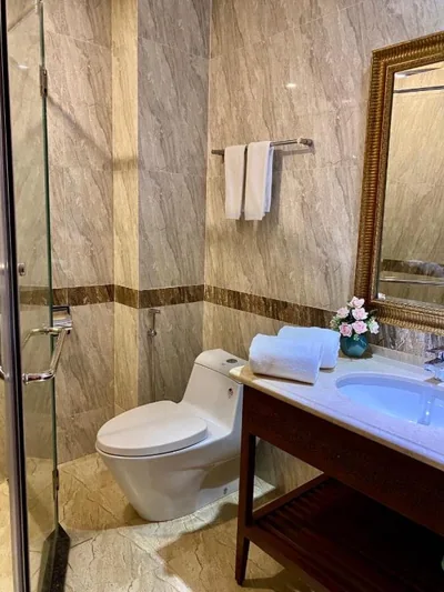 Central Hotel & Residences Swimming Pool – Photos 3