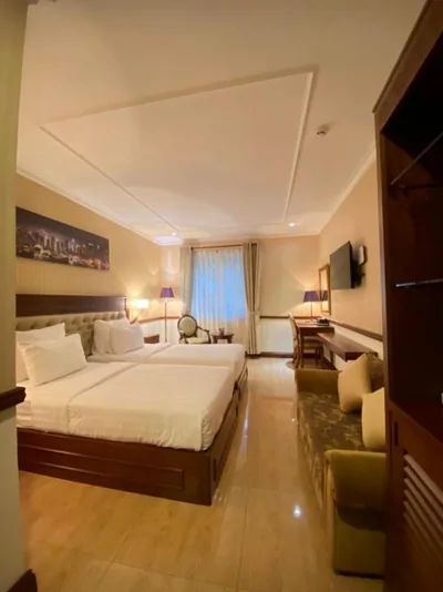 Central Hotel & Residences Swimming Pool – Photos 10