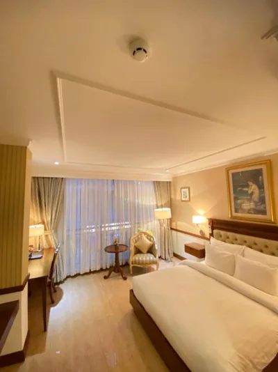 Central Hotel & Residences Swimming Pool – Photos 15
